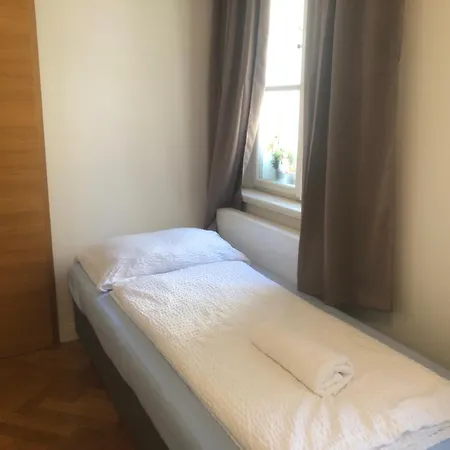 In Centre Apartment *